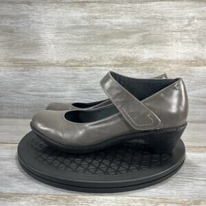 Dansko Women’s Bess Kidskin Grey Leather Mary Jane Loafers Size EU 39 US 8.5
